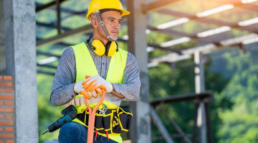 Professional gutter cleaning in Roosevelt, NY